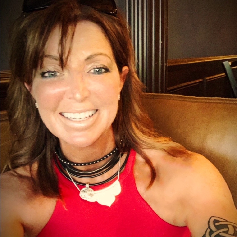 Meet your Posher, Gina